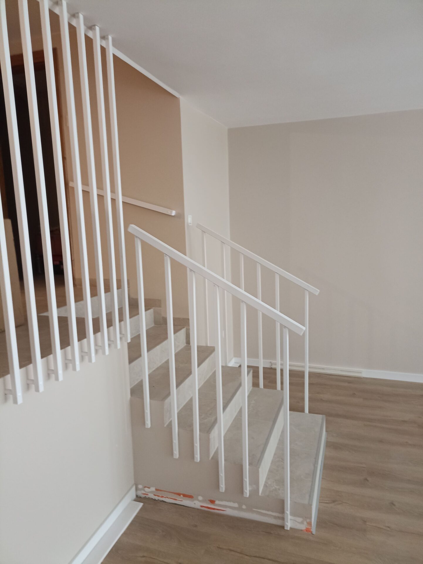 Balustrada wewnętrzna – realizacja Barierki24