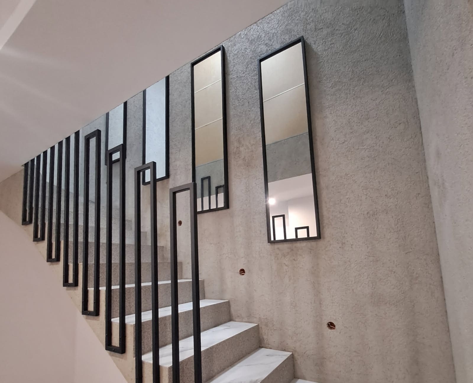 Balustrada wewnętrzna – realizacja Barierki24