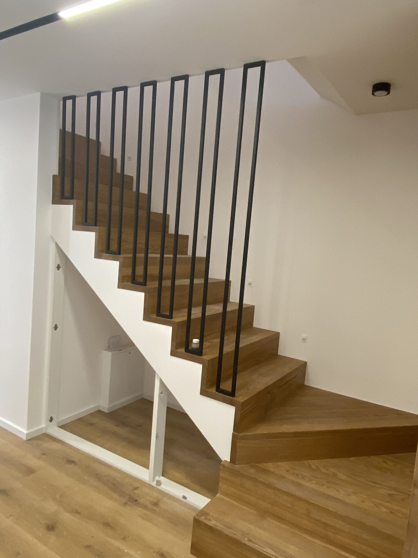 Balustrada wewnętrzna – realizacja Barierki24