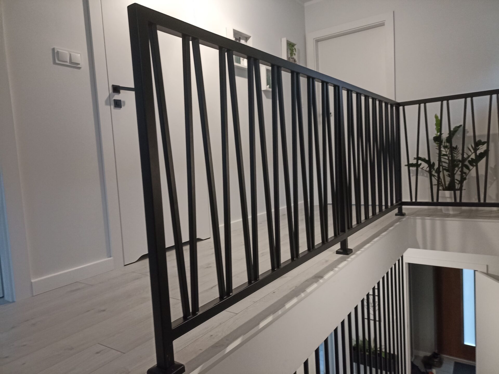 Balustrada wewnętrzna – realizacja Barierki24