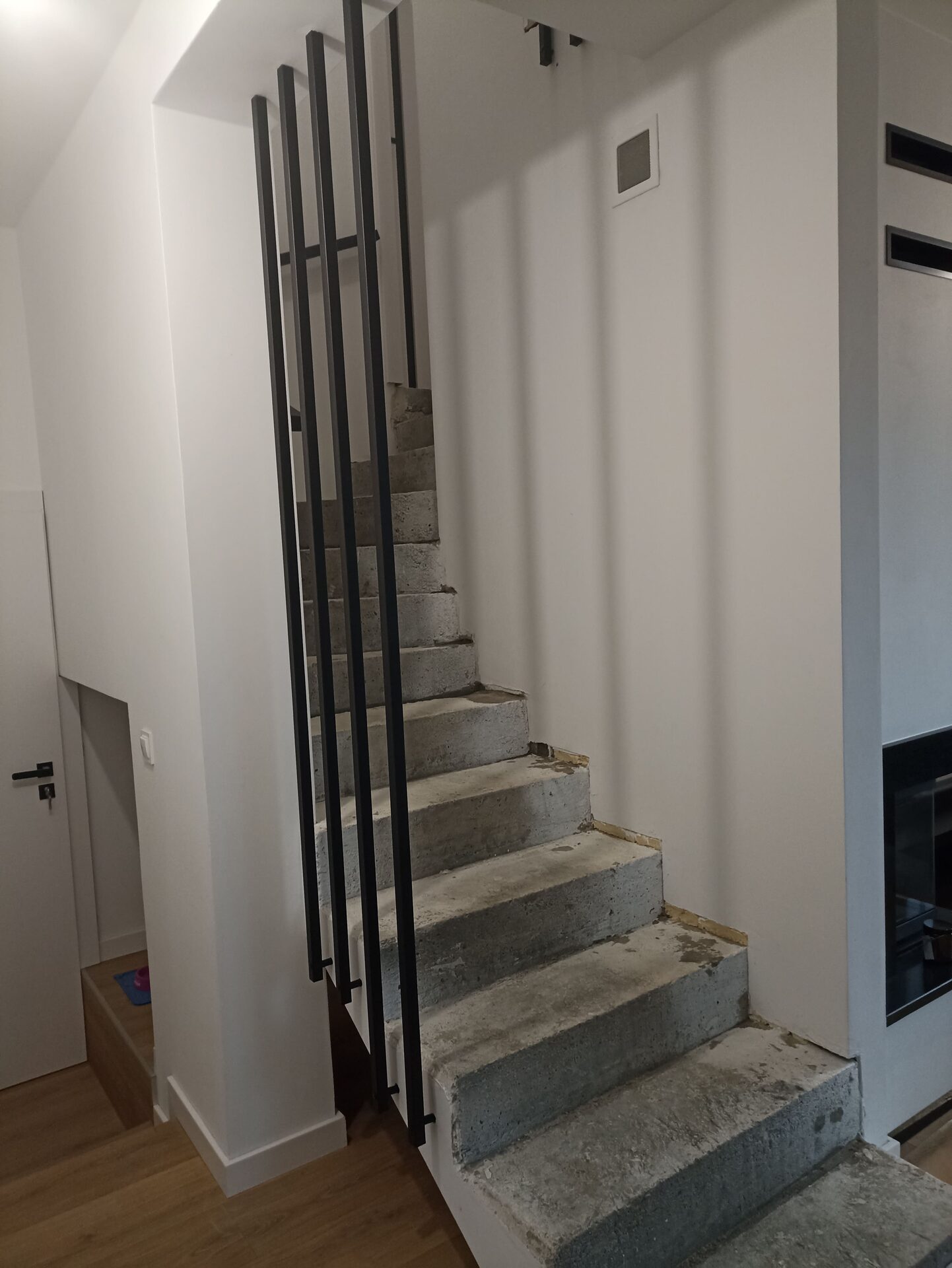 Balustrada wewnętrzna – realizacja Barierki24