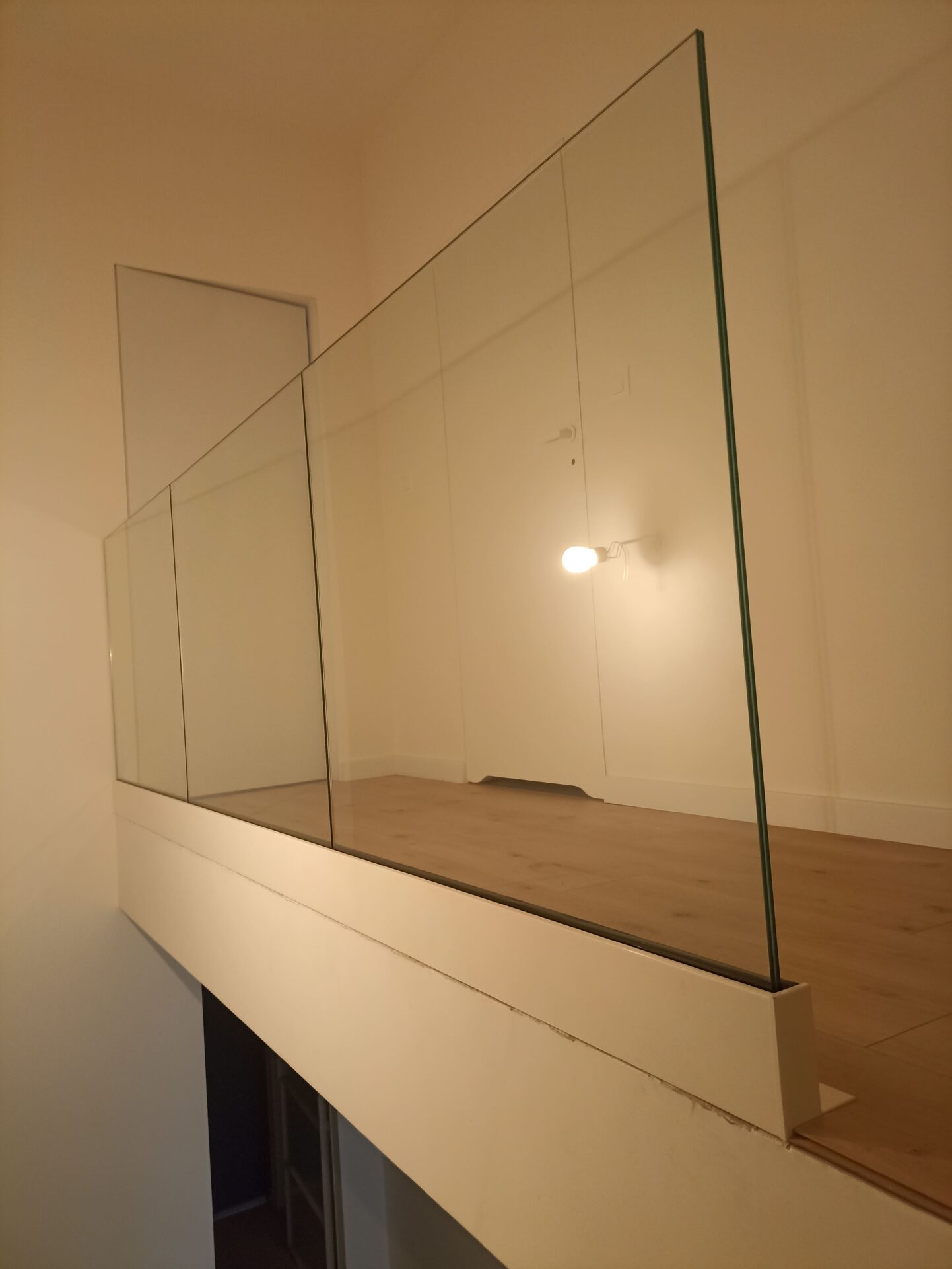 Balustrada wewnętrzna – realizacja Barierki24