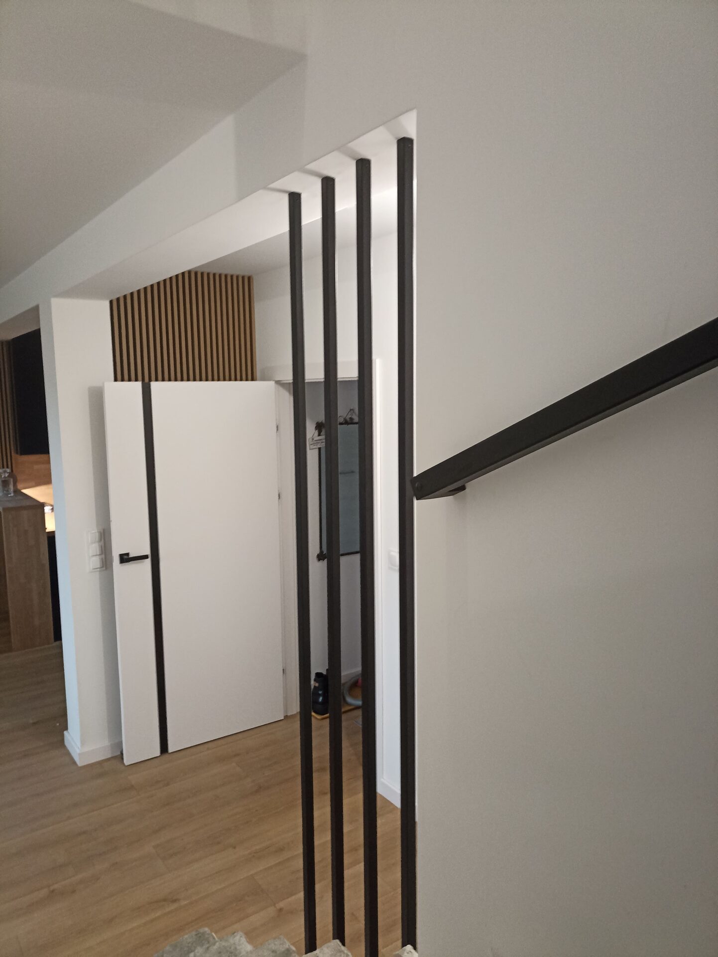 Metalowa poręcz ścienna – realizacja Barierki24